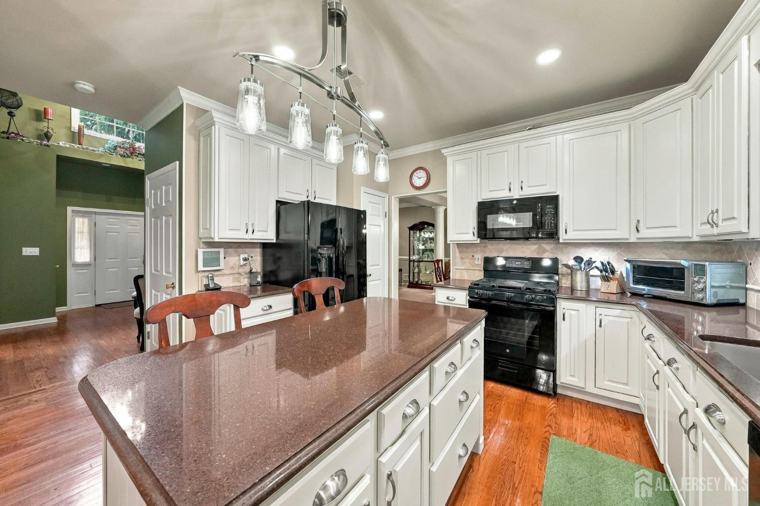 6 Polonia Court Monroe NJ 08831