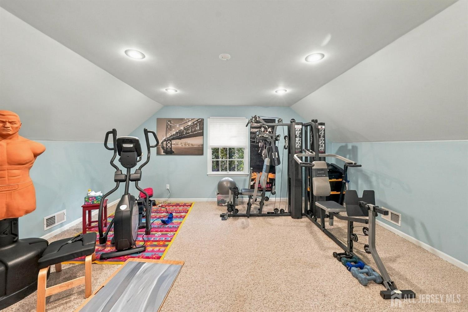 6 Polonia Court Monroe NJ 08831