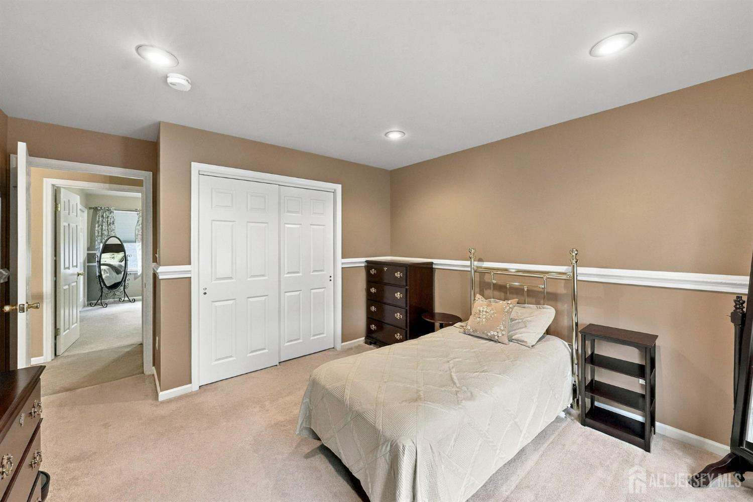 6 Polonia Court Monroe NJ 08831
