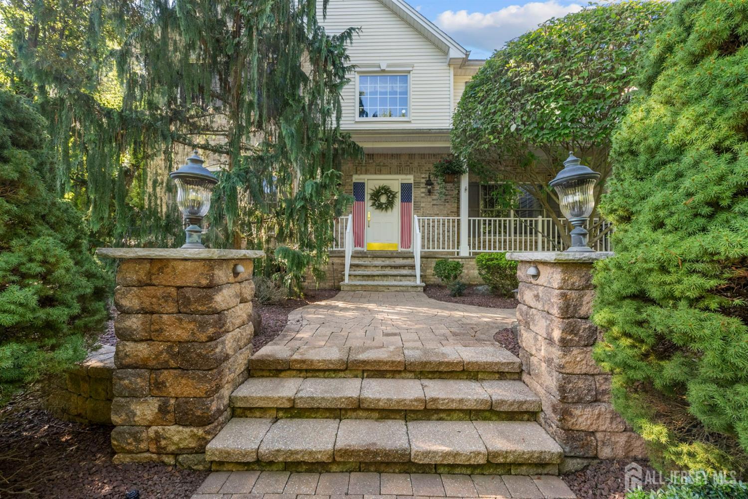 6 Polonia Court Monroe NJ 08831
