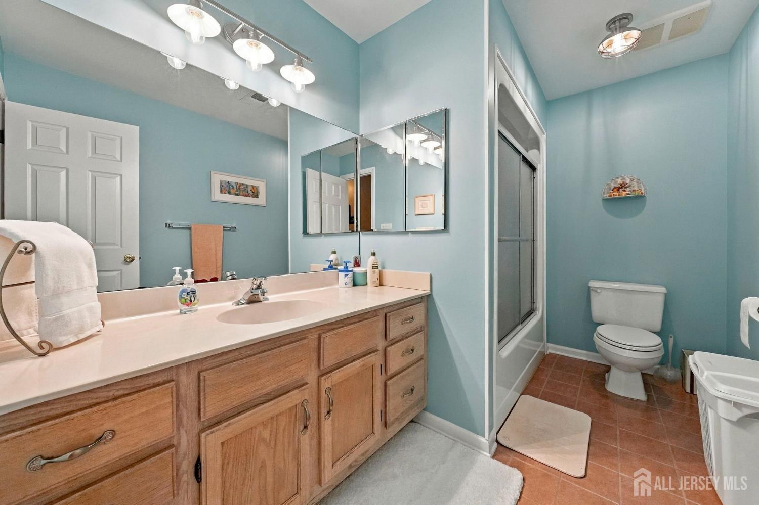 6 Polonia Court Monroe NJ 08831