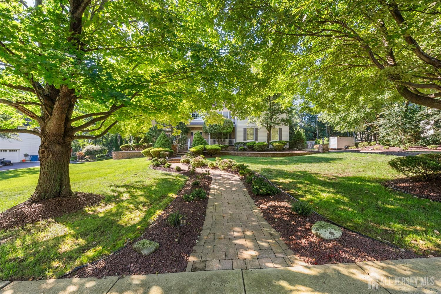 6 Polonia Court Monroe NJ 08831