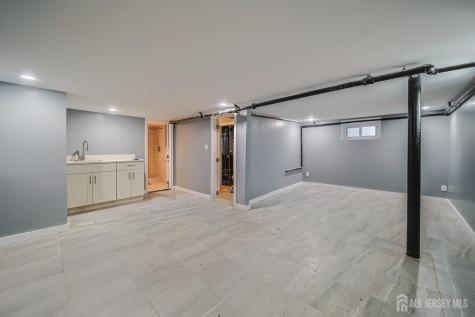 9 Rolfe Avenue Highland Park NJ 08904