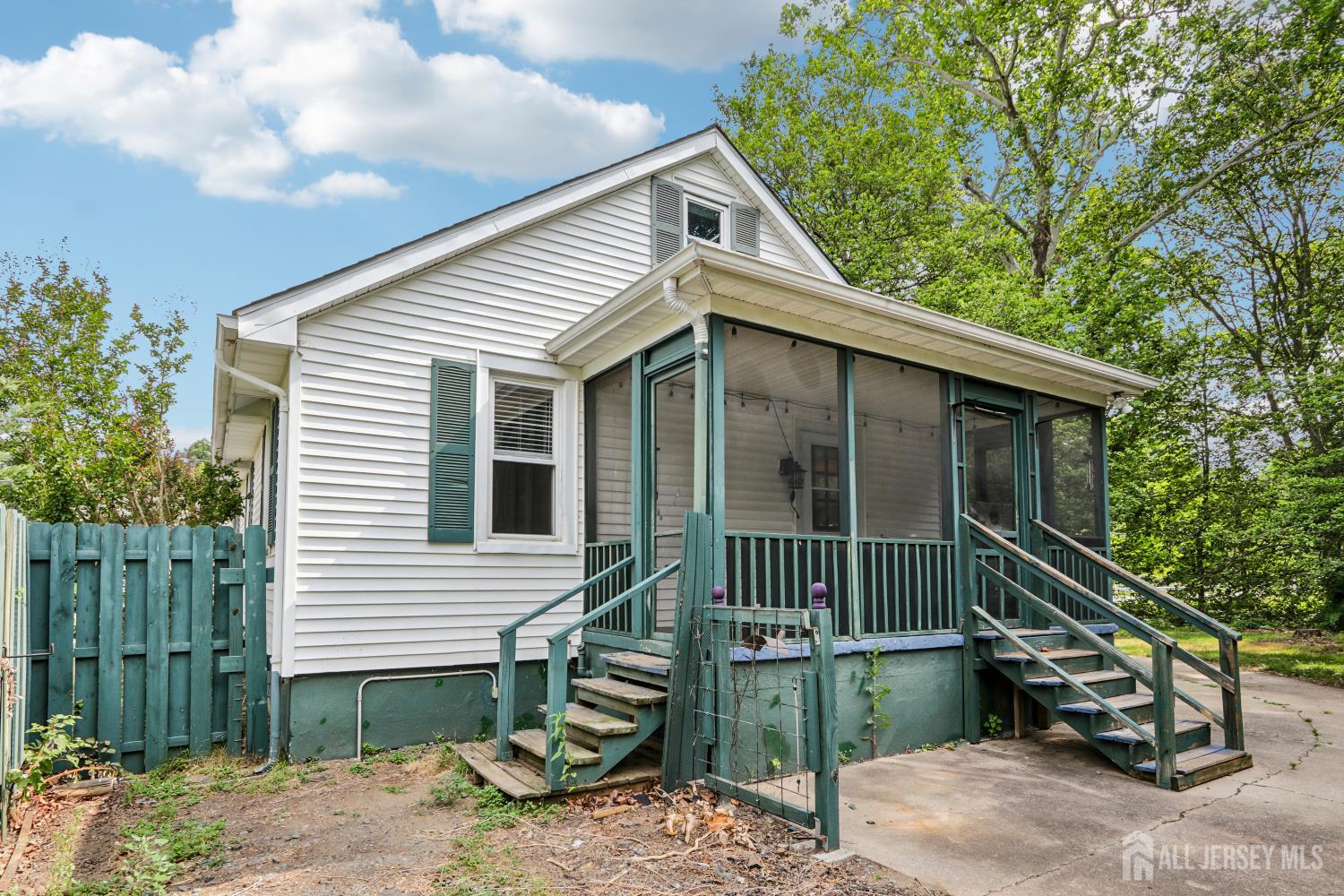 17 Magnolia Avenue Plumsted NJ 08533
