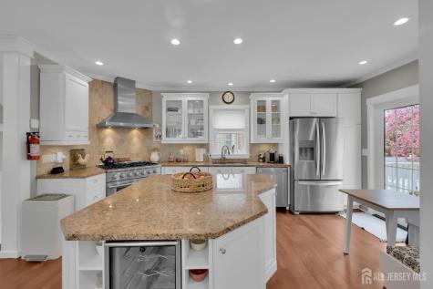 346 2nd Street Dunellen NJ 08812