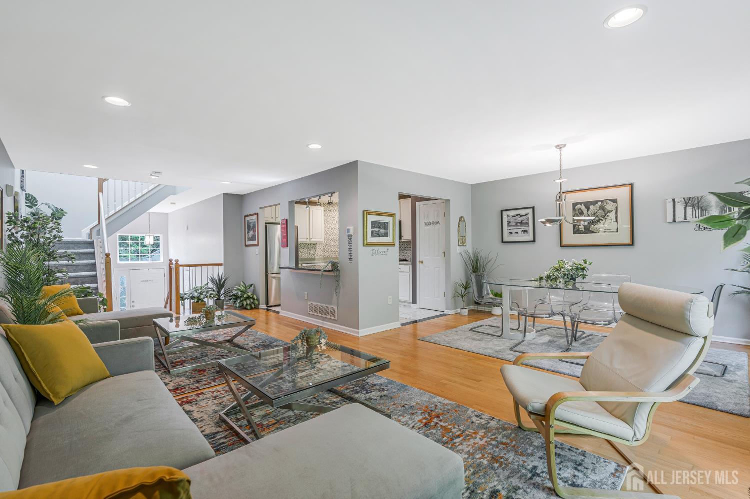 29 Catherine Court Old Bridge NJ 08879
