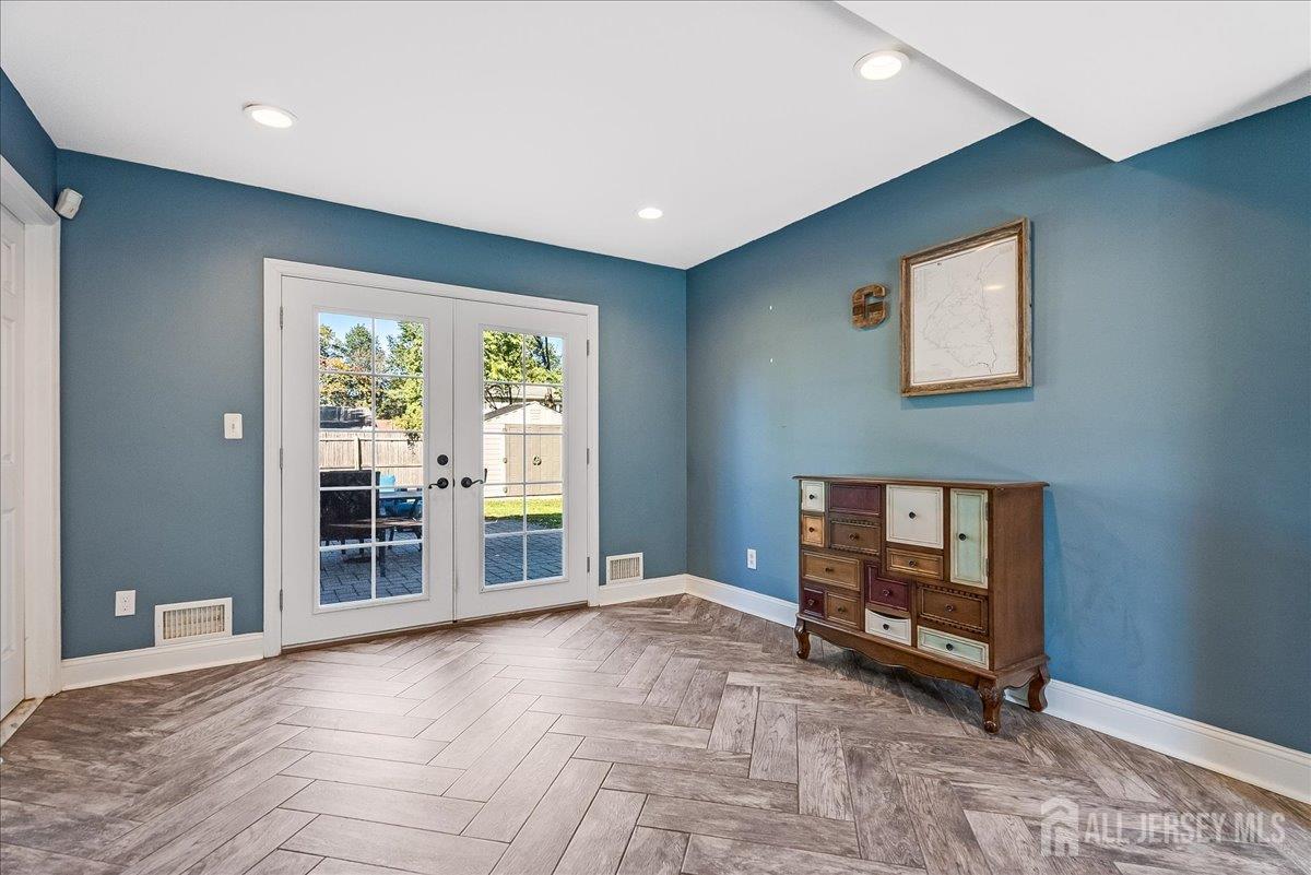 111 W Willow Street Colonia NJ 07067