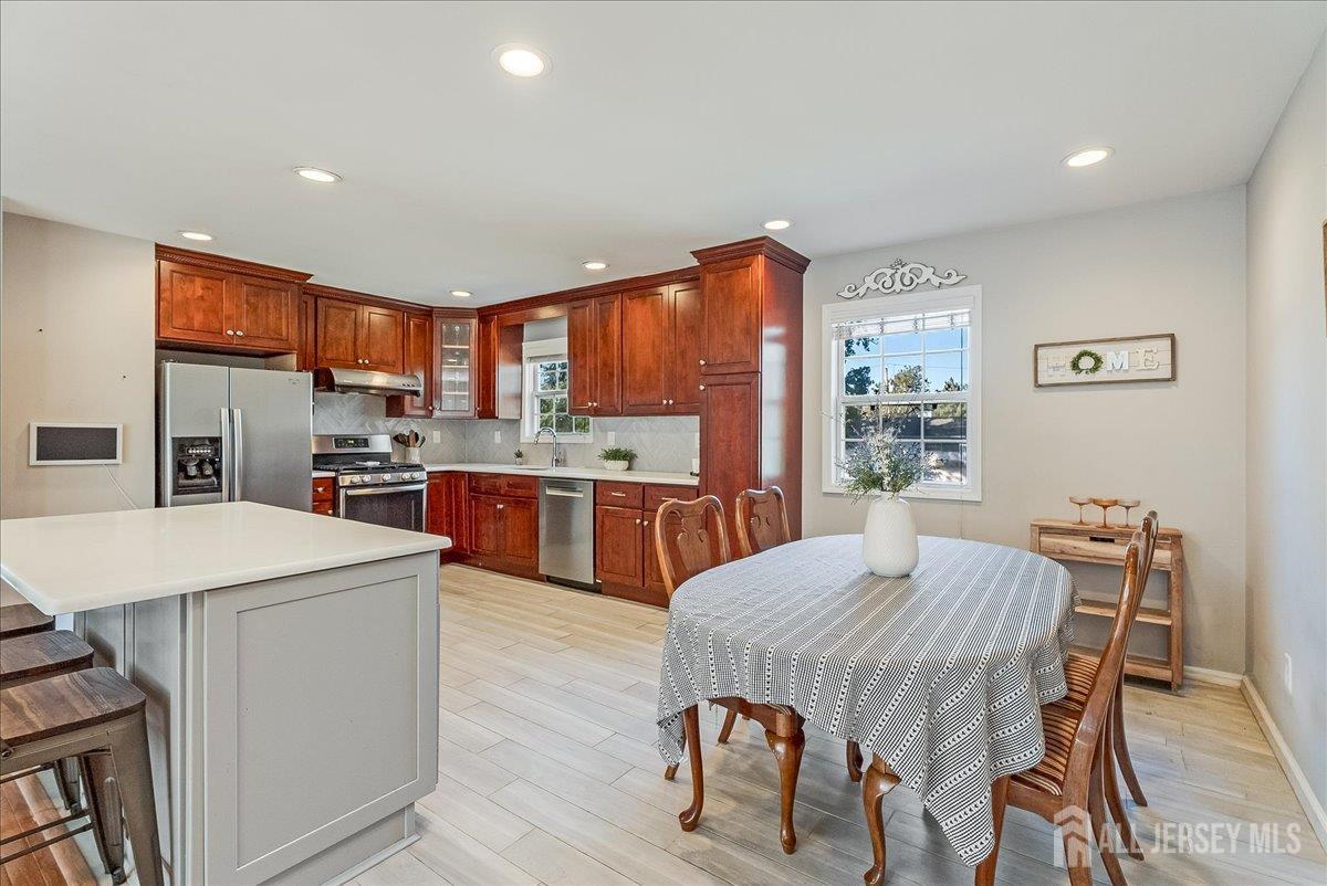 111 W Willow Street Colonia NJ 07067