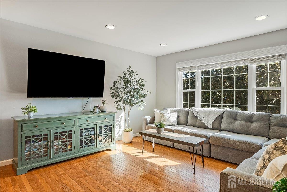 111 W Willow Street Colonia NJ 07067