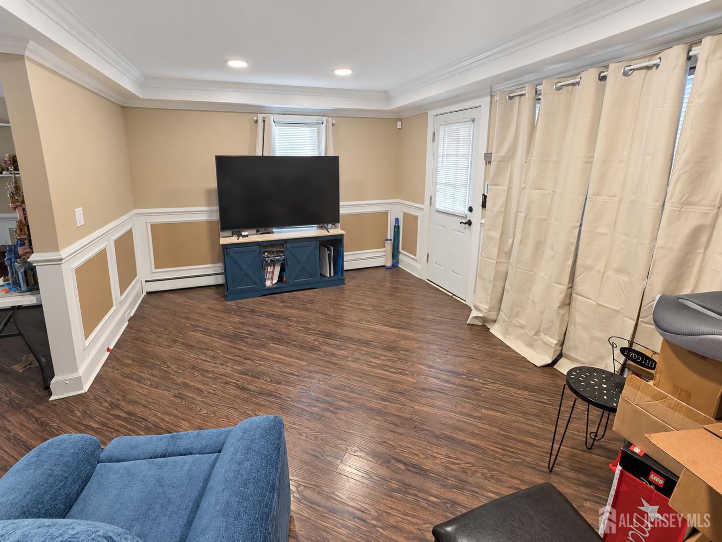 16 Holmes Avenue South River NJ 08882
