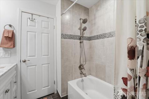 1103 Hickory Court South Brunswick NJ 08852