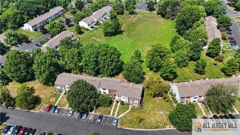 55 Pear Tree Lane Franklin NJ 08823
