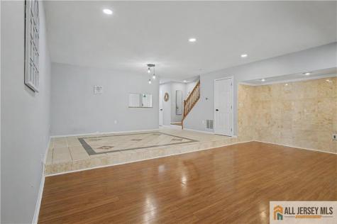 55 Pear Tree Lane Franklin NJ 08823