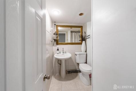 101 Weston Road Franklin NJ 08873