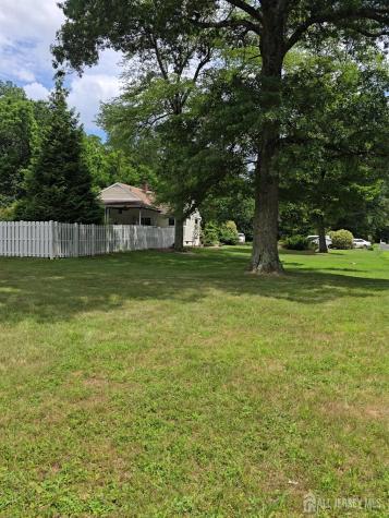 101 Weston Road Franklin NJ 08873