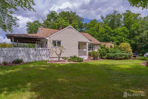 101 Weston Road Franklin NJ 08873