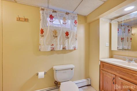 85 Grand Street Iselin NJ 08830