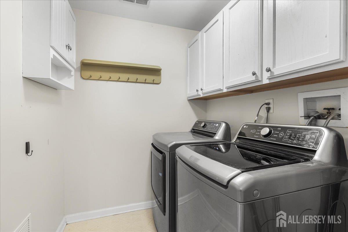 1 Inverness Drive Manalapan NJ 07726
