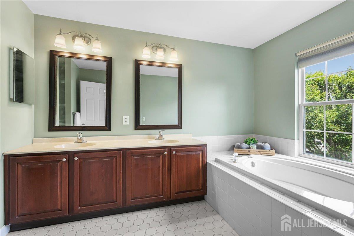 1 Inverness Drive Manalapan NJ 07726