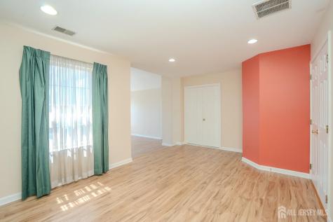 31 Hawthorn Drive Plainsboro NJ 08536