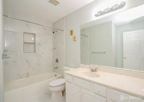 31 Hawthorn Drive Plainsboro NJ 08536