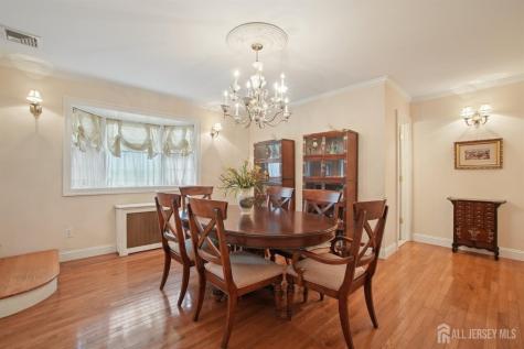 12 Edgewood Road Edison NJ 08820