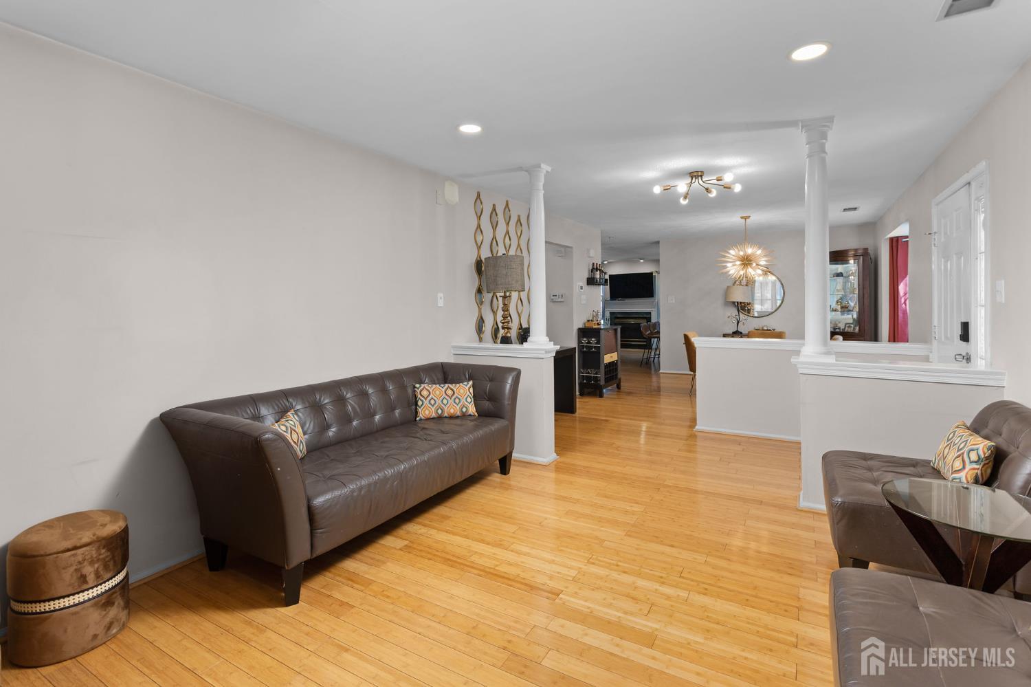 301 Pheasant Run South Brunswick NJ 08852