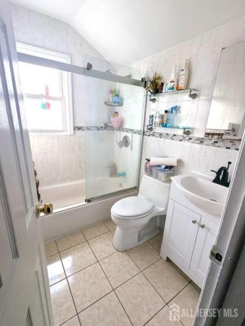 726 W Milton Avenue Rahway NJ 07065