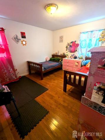 726 W Milton Avenue Rahway NJ 07065