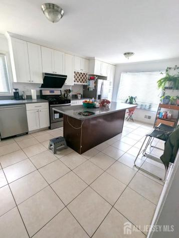 726 W Milton Avenue Rahway NJ 07065