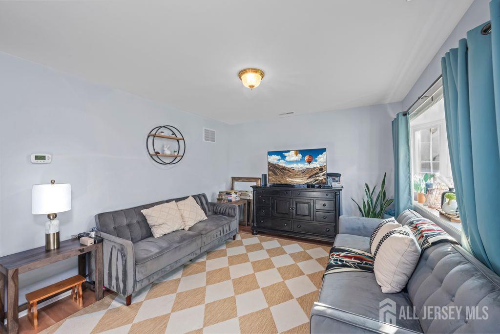 9 Nimitz Place Sayreville NJ 08872