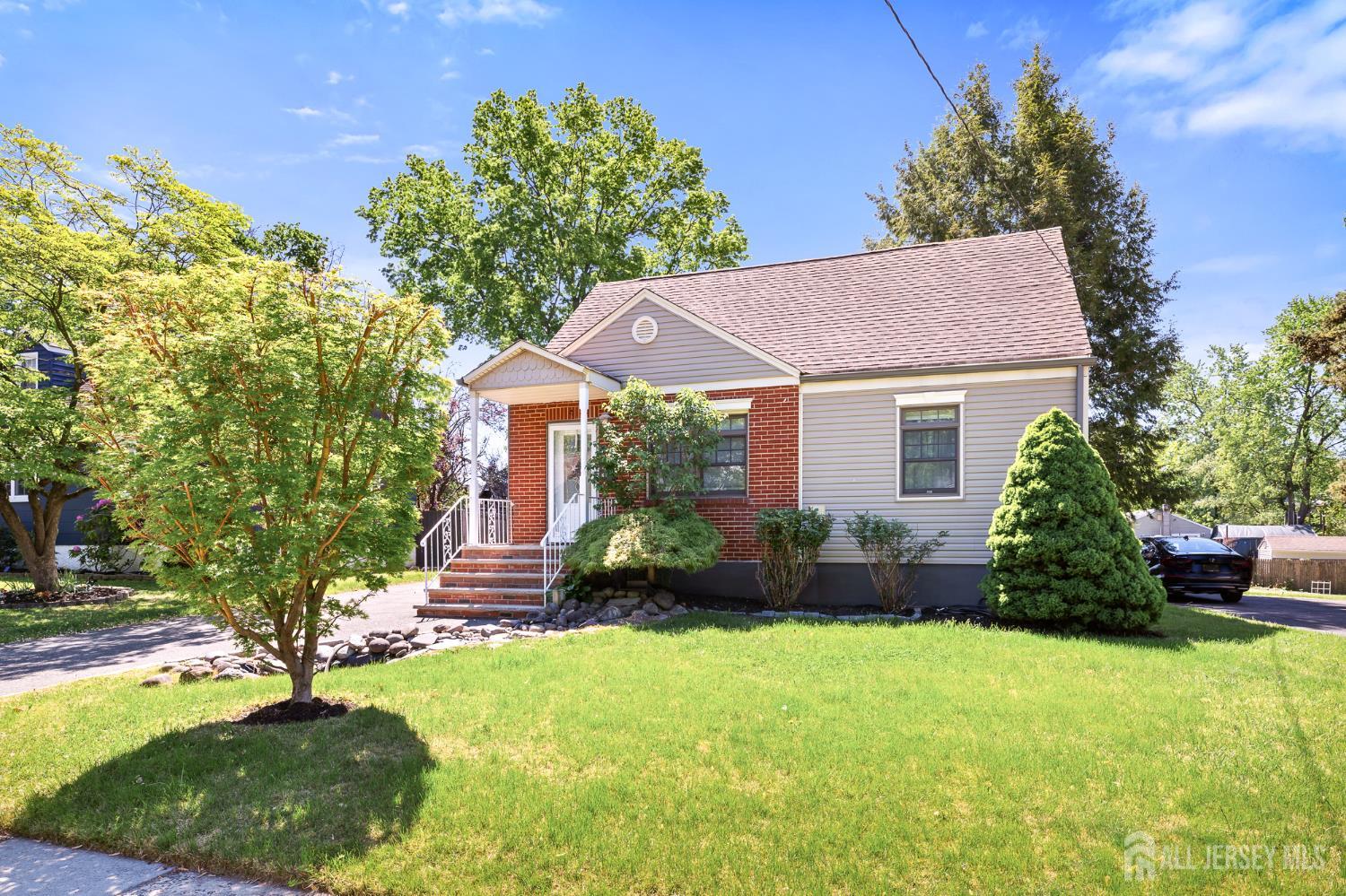 817 Dunellen Avenue Dunellen NJ 08812