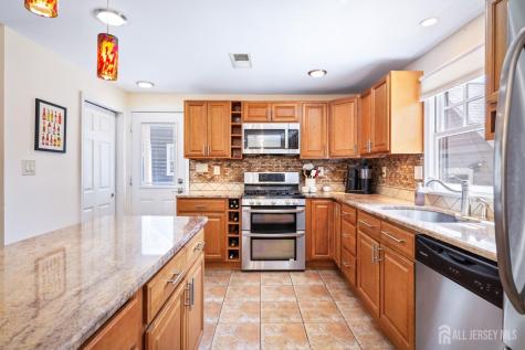 817 Dunellen Avenue Dunellen NJ 08812