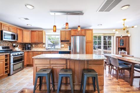 817 Dunellen Avenue Dunellen NJ 08812