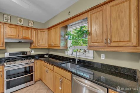3 Wilton Avenue Middlesex NJ 08846