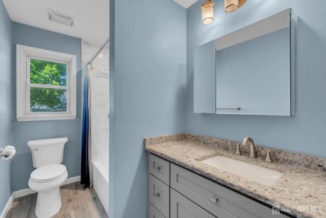 3 Wilton Avenue Middlesex NJ 08846