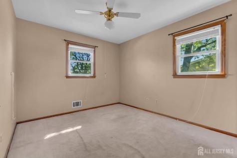 3 Wilton Avenue Middlesex NJ 08846