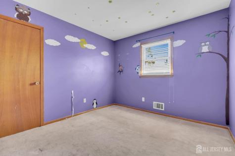 3 Wilton Avenue Middlesex NJ 08846