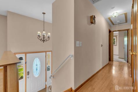 3 Wilton Avenue Middlesex NJ 08846