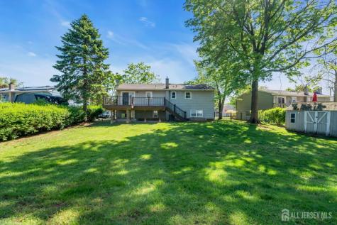 3 Wilton Avenue Middlesex NJ 08846