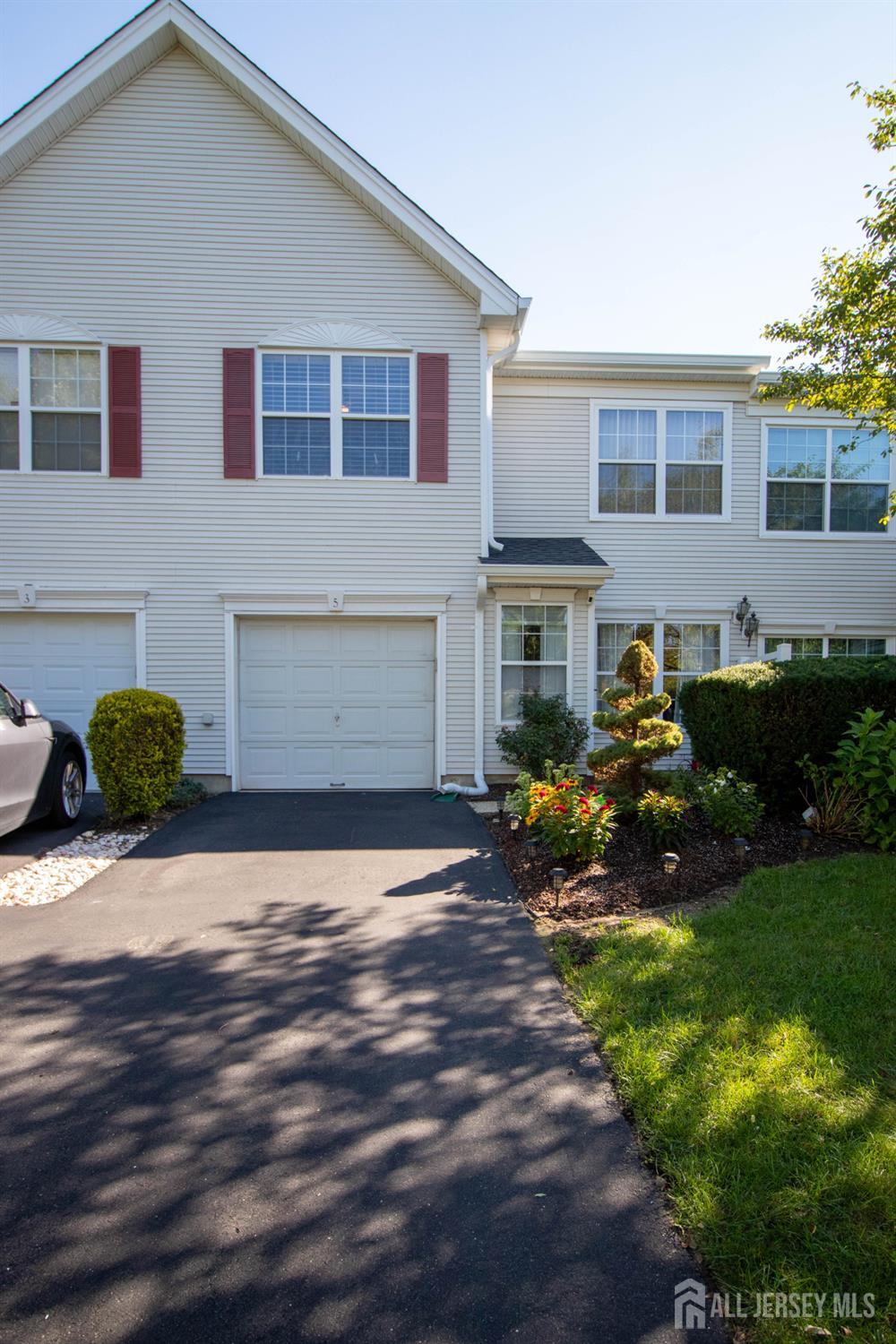 5 Ardmore Place East Brunswick NJ 08816
