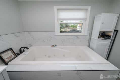 24 Half Acre Road Jamesburg NJ 08831