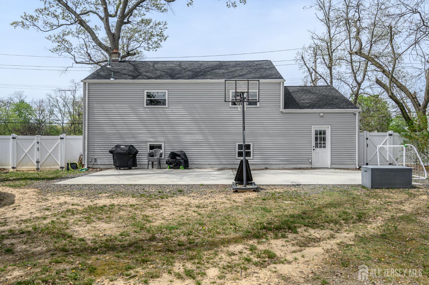 24 Half Acre Road Jamesburg NJ 08831