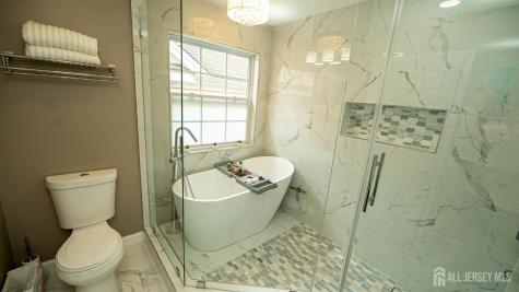 16 Biesiada Court Sayreville NJ 08859