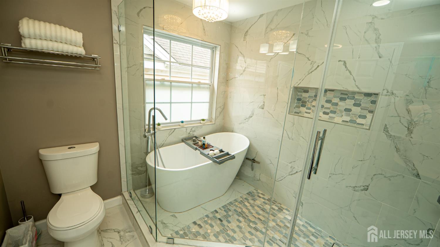 16 Biesiada Court Sayreville NJ 08859