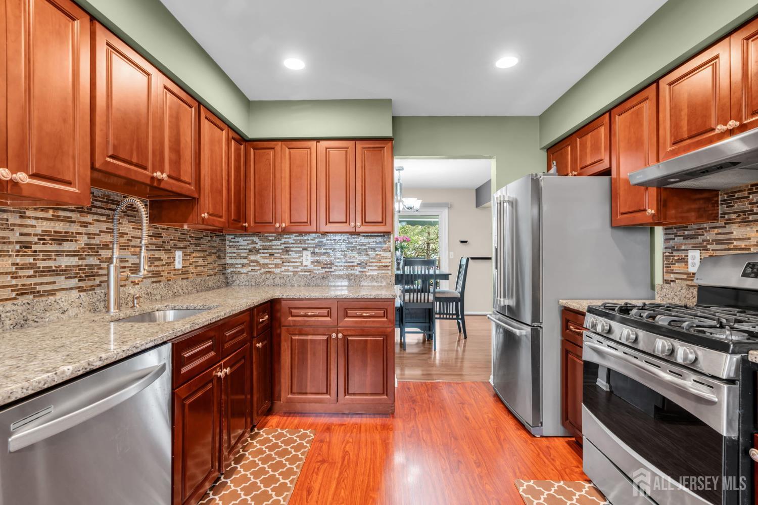 12 Munsee Trail Branchburg NJ 08876