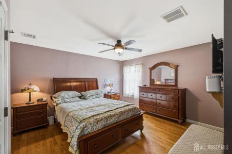 911 Harris Avenue Union Beach NJ 07735