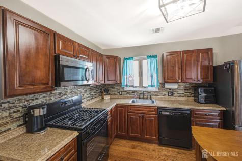 911 Harris Avenue Union Beach NJ 07735