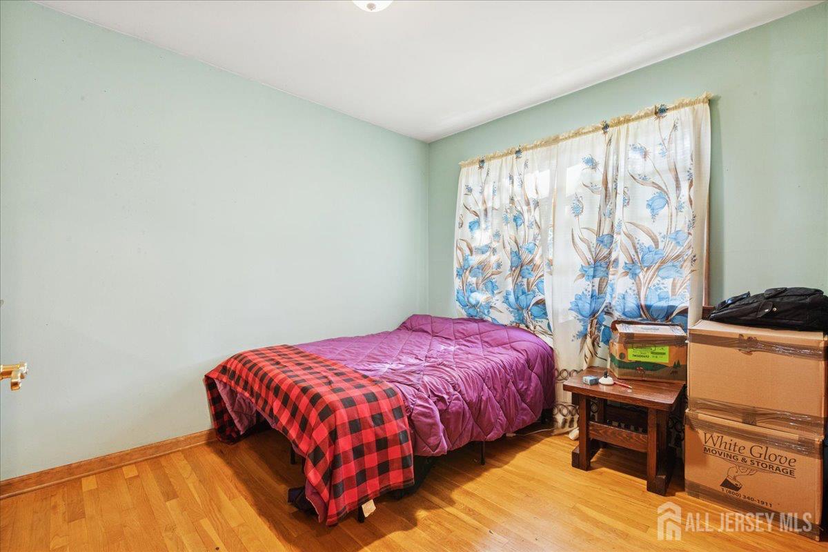 28 Debra Place Sewaren NJ 07077
