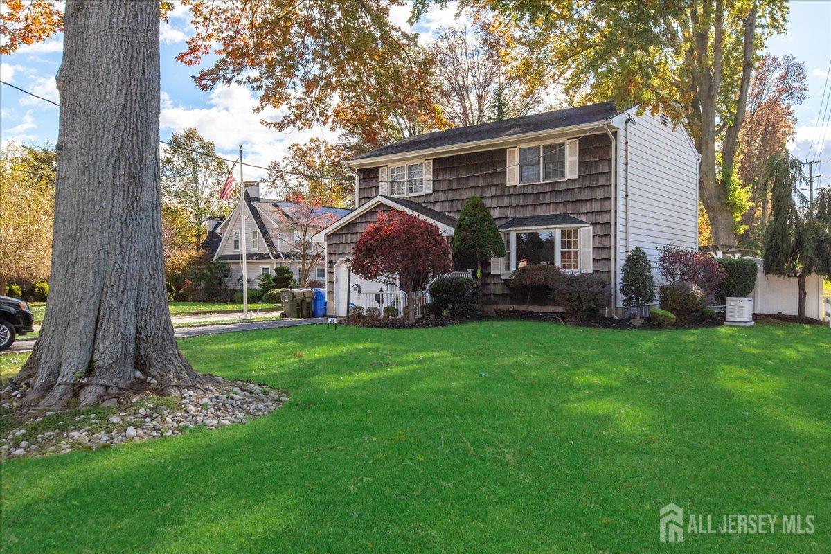 28 Debra Place Sewaren NJ 07077
